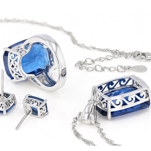 Blue Spinel Box Set - Picture 3 of 7